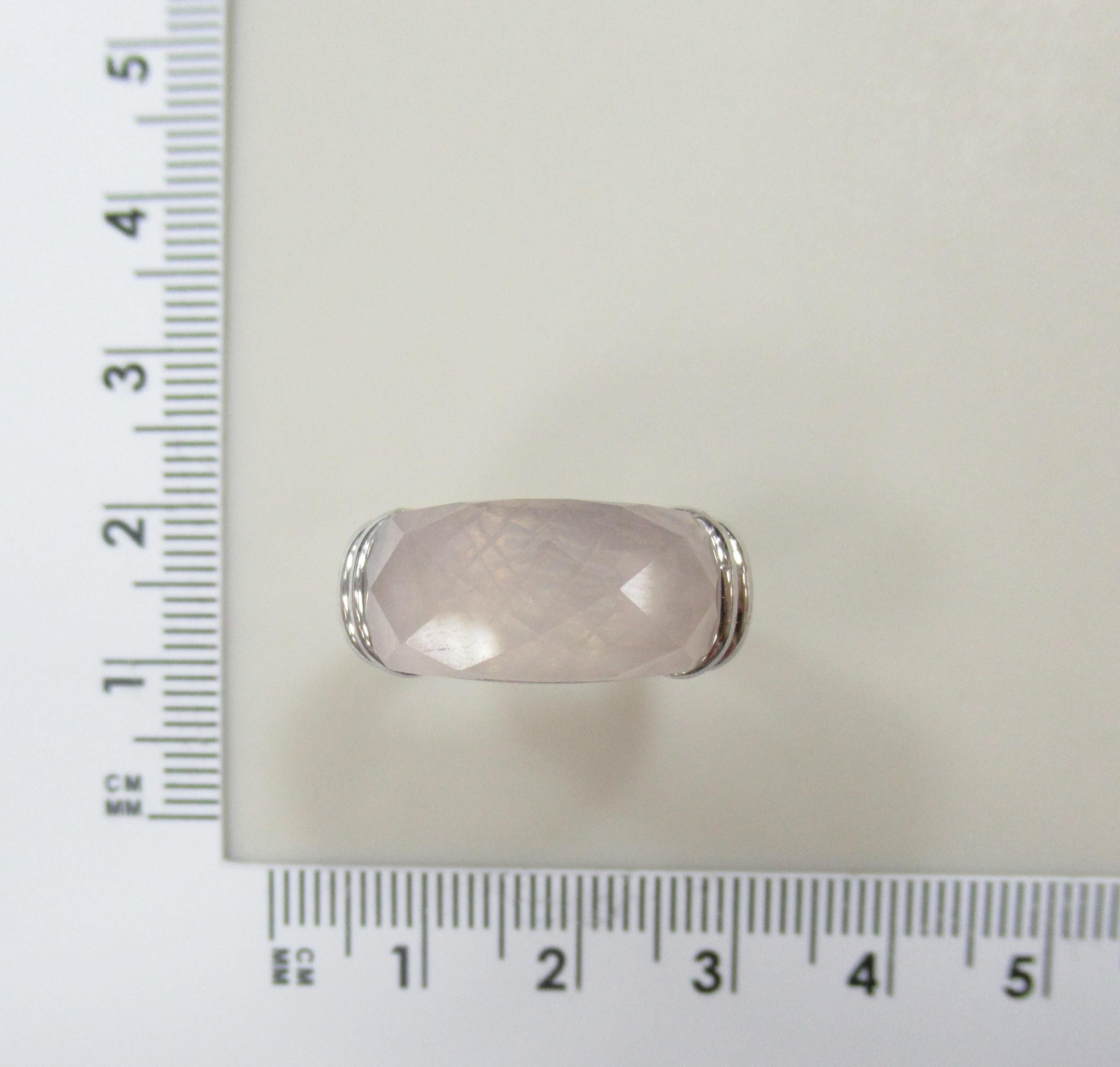 Серебряное кольцо с кварцем